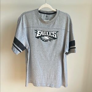 NFL Gray and Black Short Sleeve Eagles Tee
